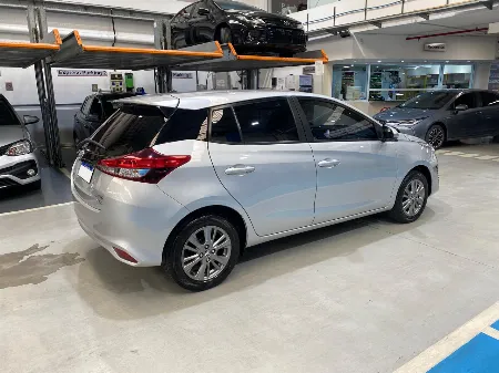YARIS XLS PACK CVT 2019- imgN°3