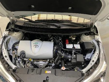 YARIS XLS 4P CVT 2024- imgN°9