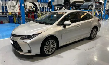 TOYOTA COROLLA XEI HV 2025