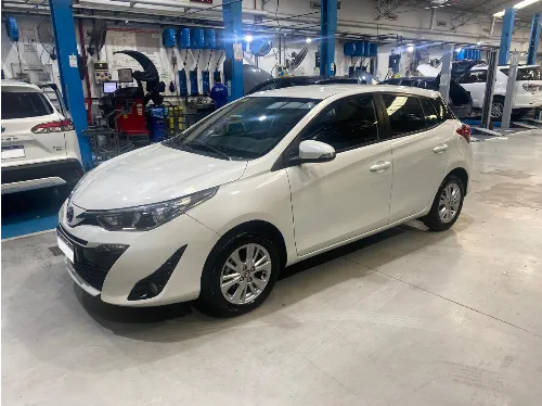 YARIS XLS MANUAL-2019