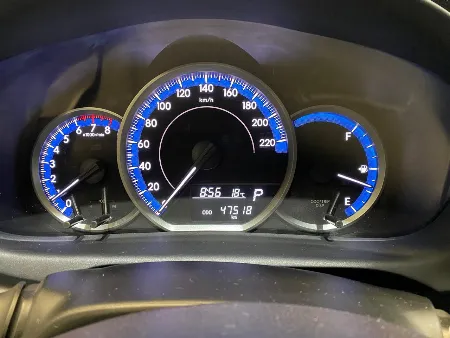 YARIS XLS SEDAN 2022- imgN°7