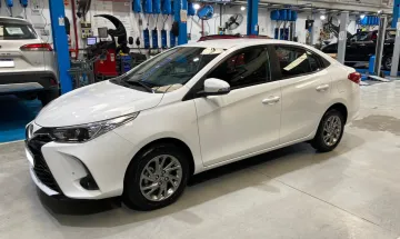 TOYOTA YARIS XLS SEDAN 2022